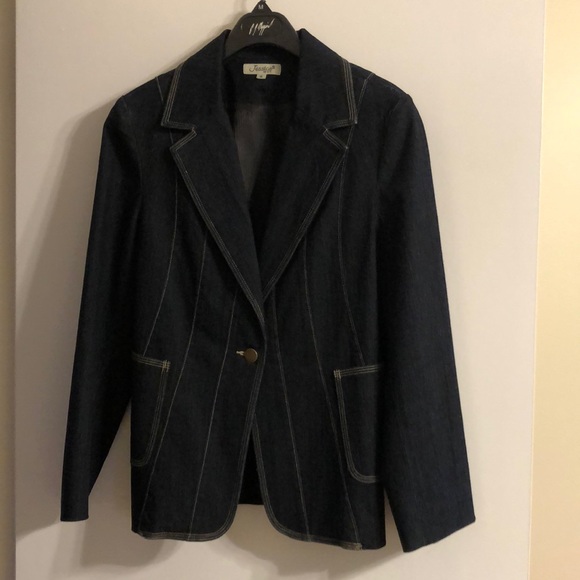 Fitted denim jacket. Size 10. Jessica Sport - Picture 2 of 7